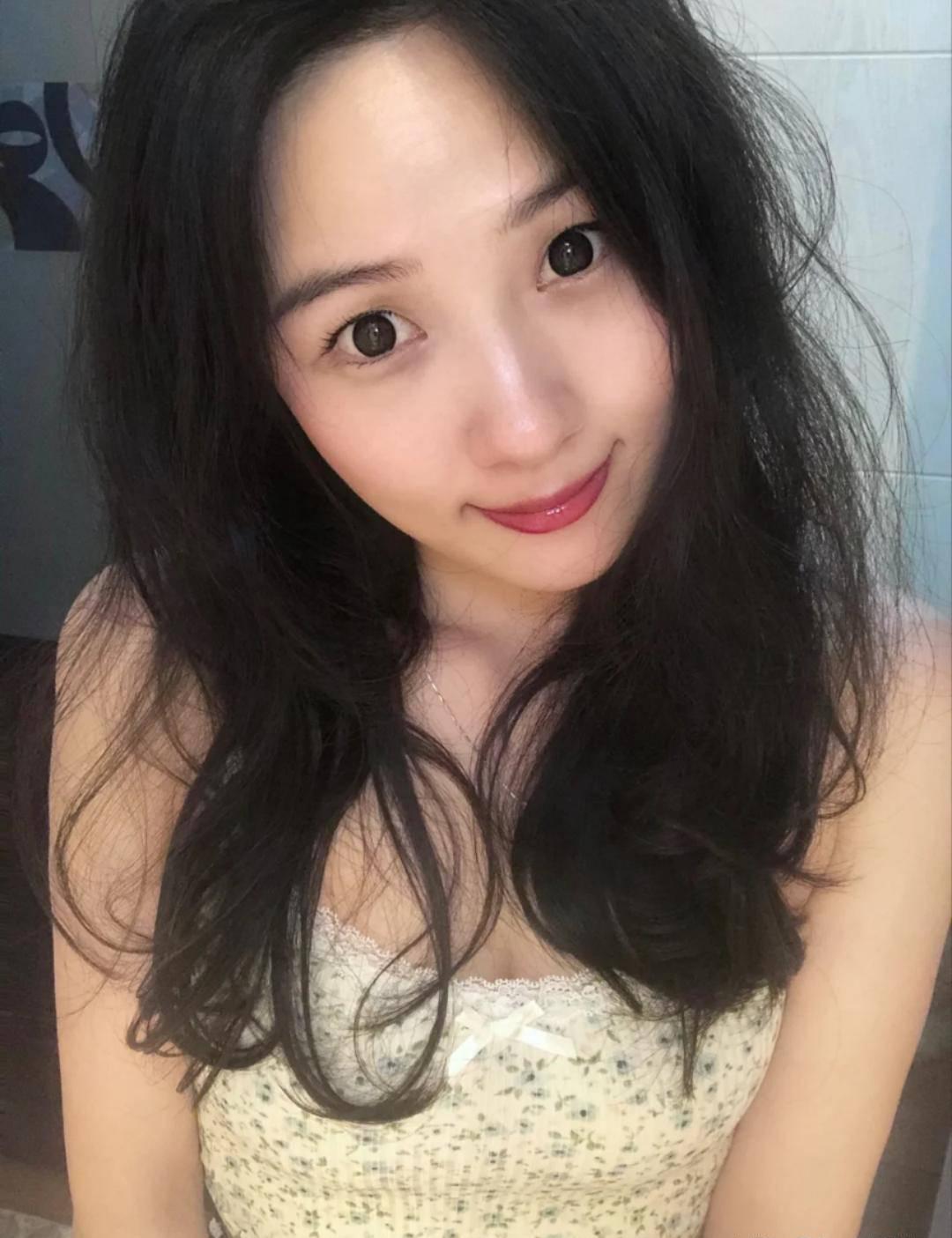 性感淫娃，身材极品，B紧水多