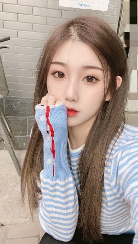 甜美粉嫩紧致的小妹妹