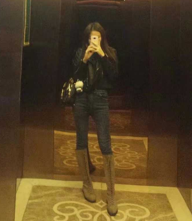 大长腿身材巨好小姐姐